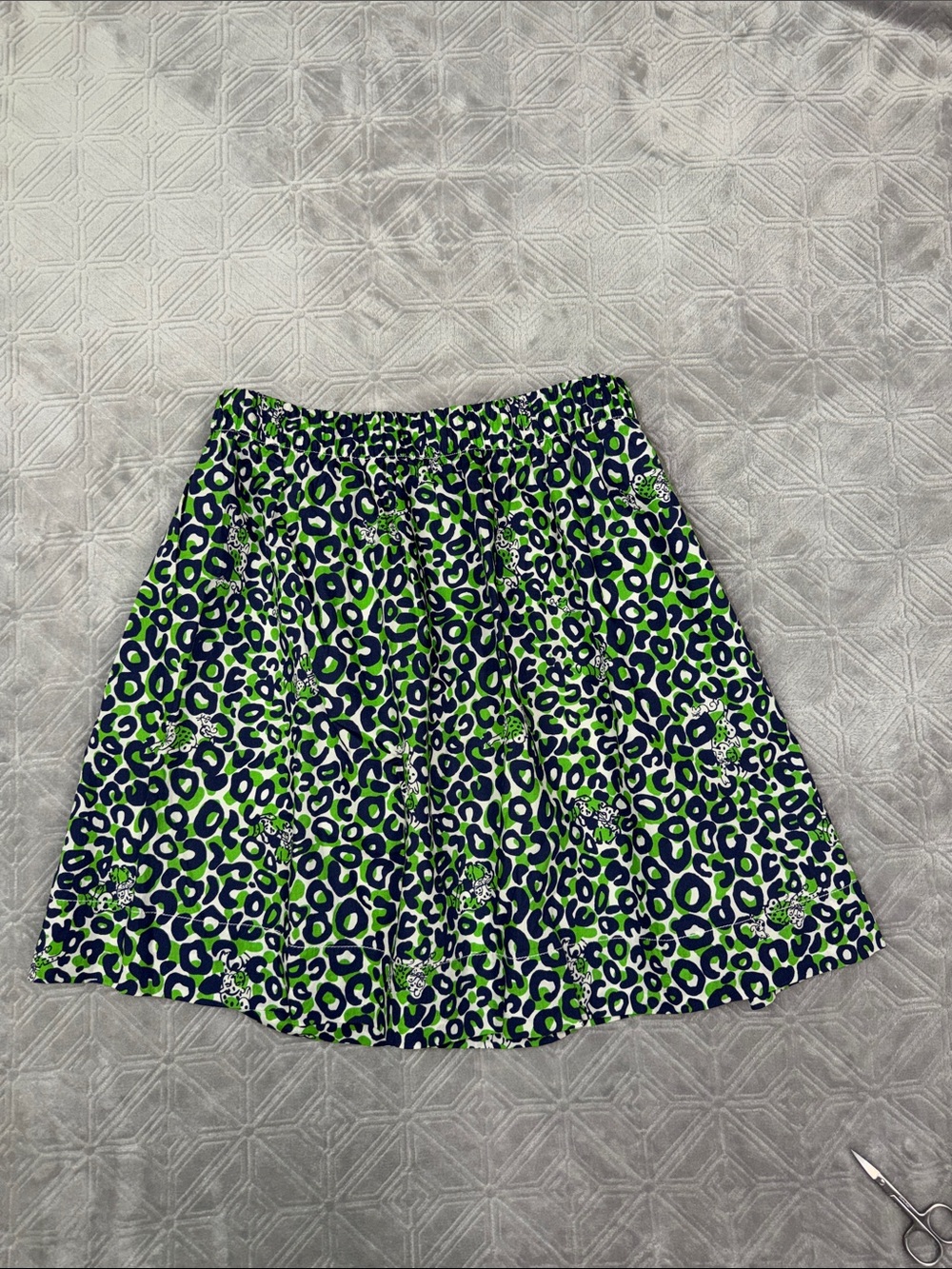 Lilly Pulitzer Green and Navy Leopard Print Skirt - Picture 4 of 7